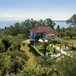 Traditional Seaview Candili *
