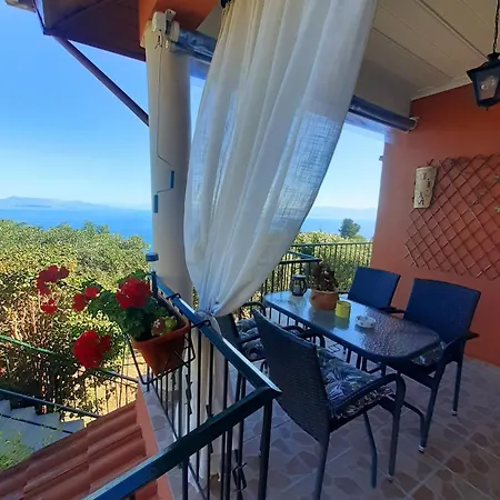 Traditional Seaview Candili 펜션 Petrití